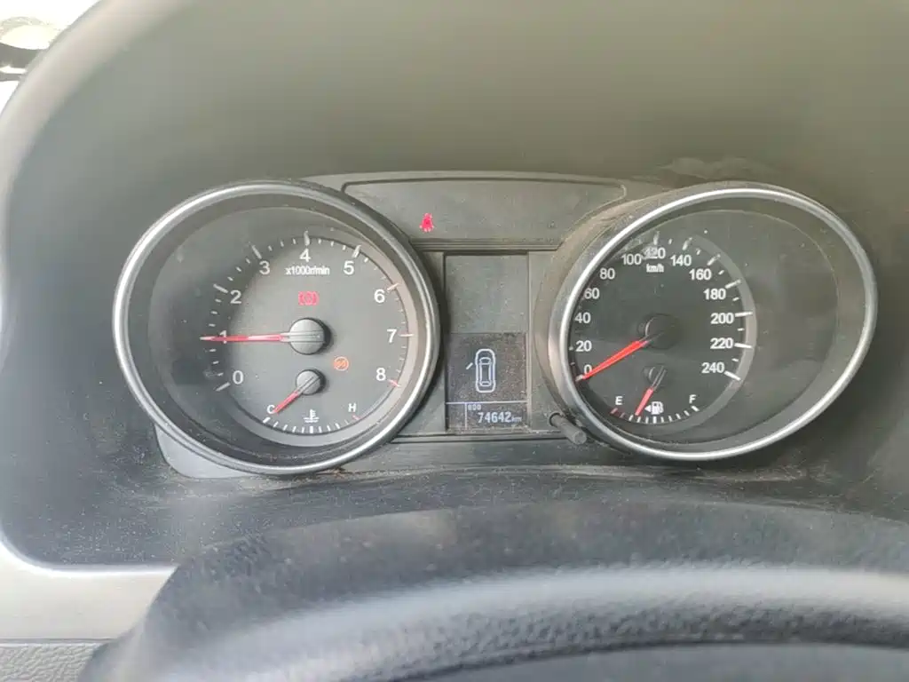 Photo 12 - Haval H6