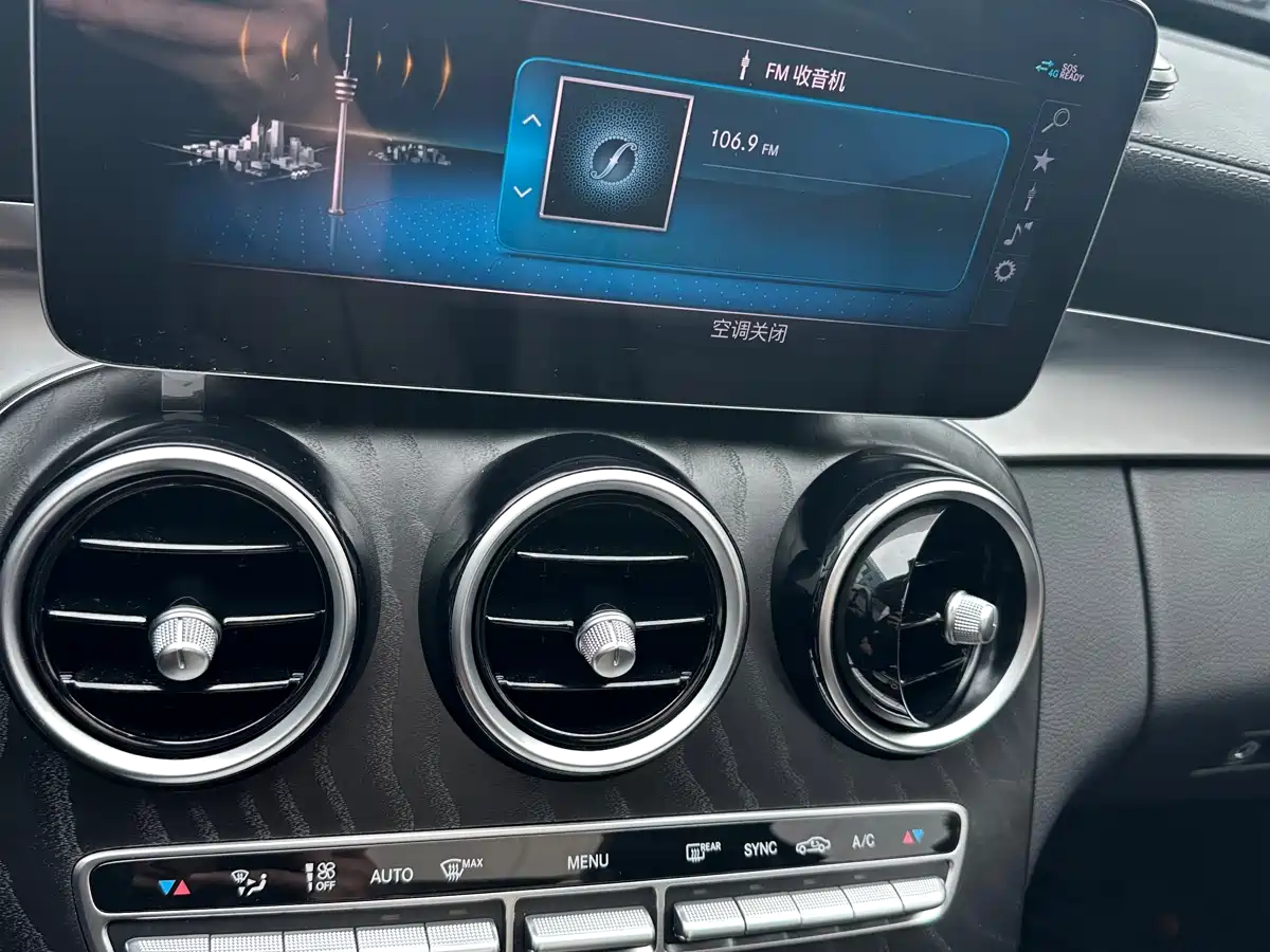 Mercedes-Benz C-Class 2019 Facelift C 260 L 4MATIC Sport фото 12