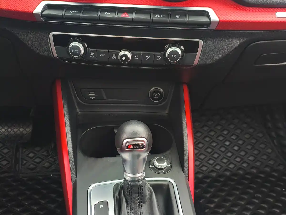 Audi Q2L 2018 35 TFSI Fashion Dynamic China VI фото 8