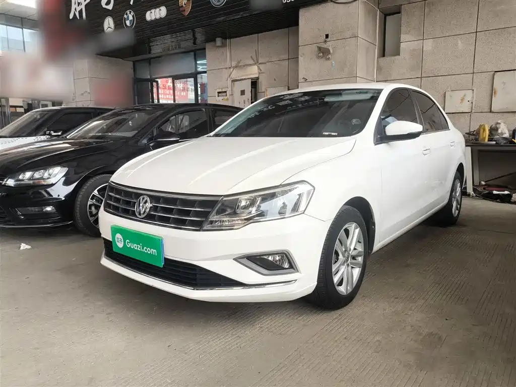 Volkswagen Jetta 2017 1.5L Manual Comfort фото 2