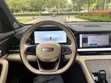 Фото 6 - Geely Monjaro
