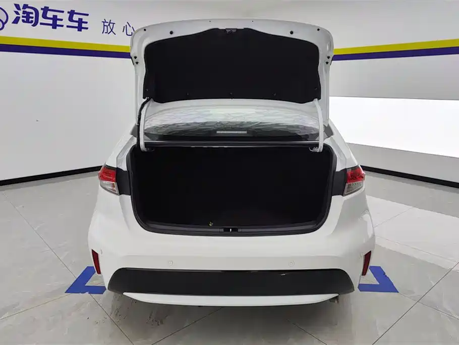 Toyota Levin 2022 185T CVT Luxury Edition фото 4