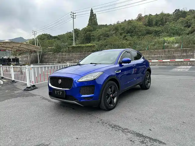 JAGUAR E PACE