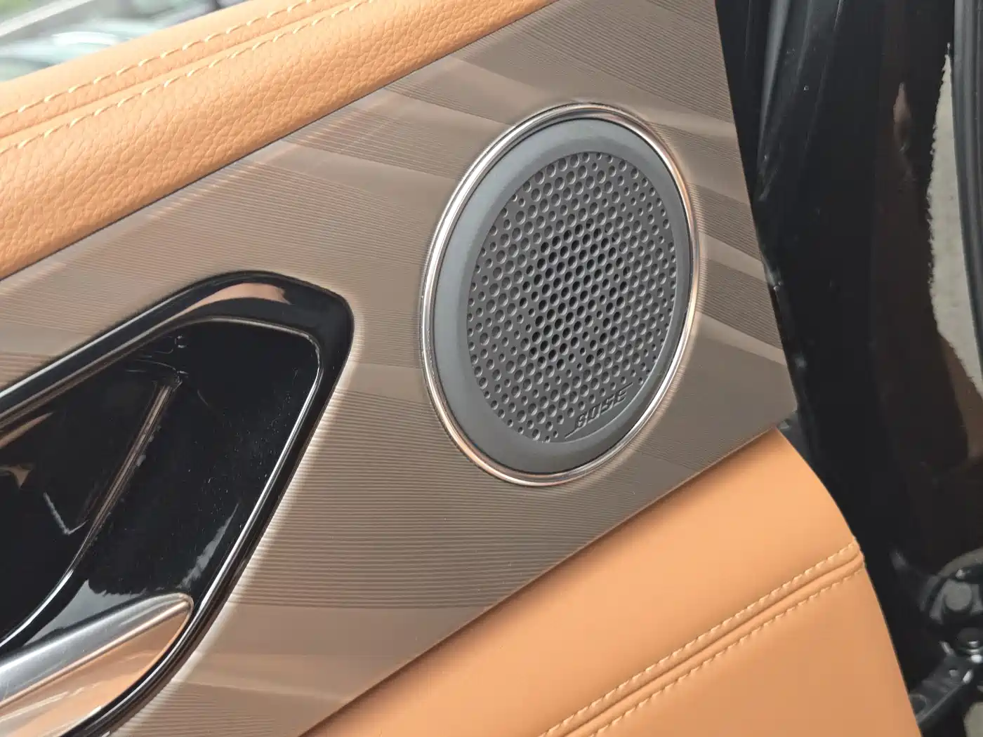 Hongqi H9 2020 2.0T Smart Connection Qi Xiang Edition фото 30
