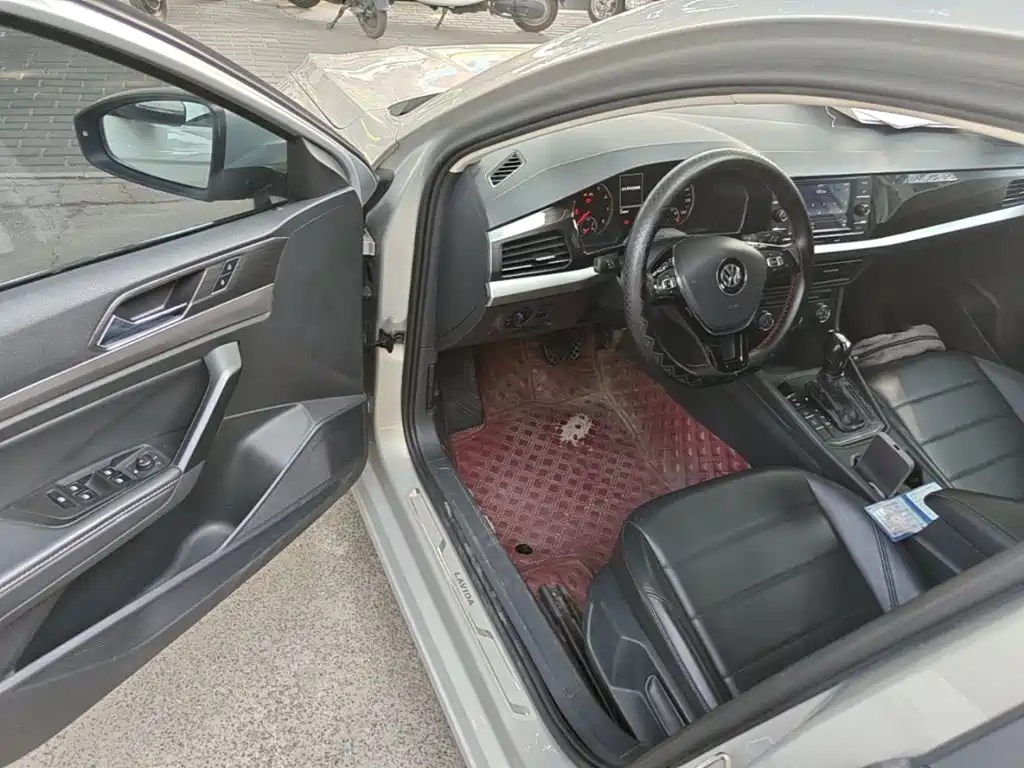 VOLKSWAGEN LAVIDA