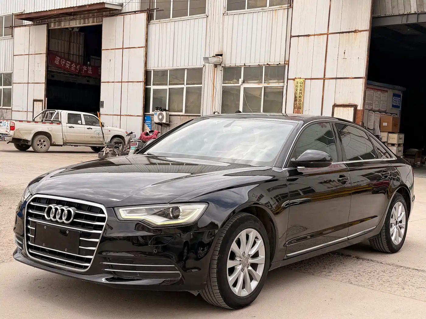 Audi A6L 2014 30 FSI Comfort