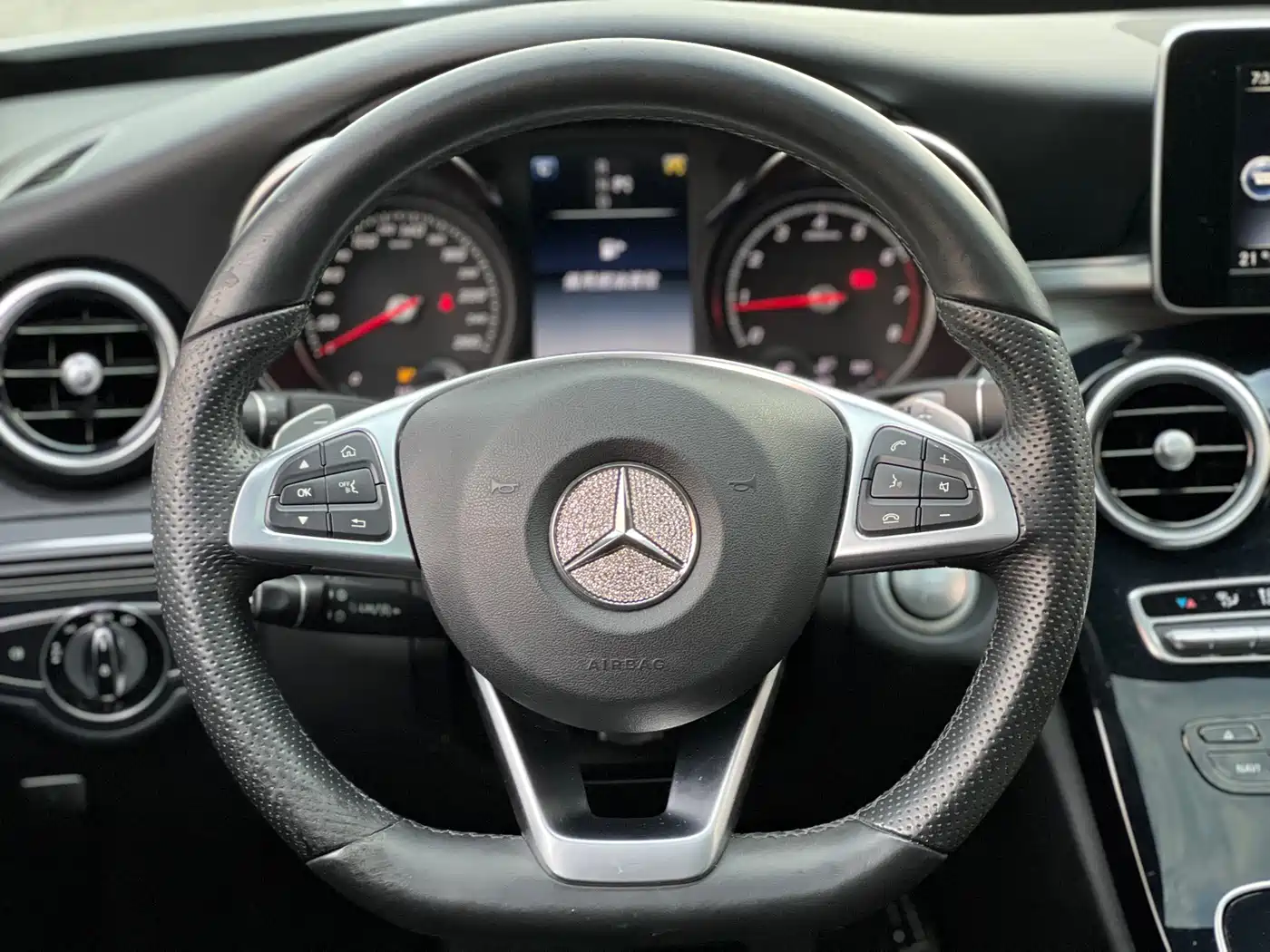 Mercedes-Benz C-Class 2017 C 200 Sport фото 13