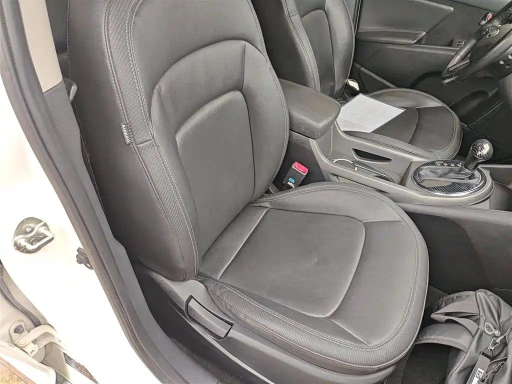 Kia Sportage 2016 2.0L Automatic 2WD GLS фото 24