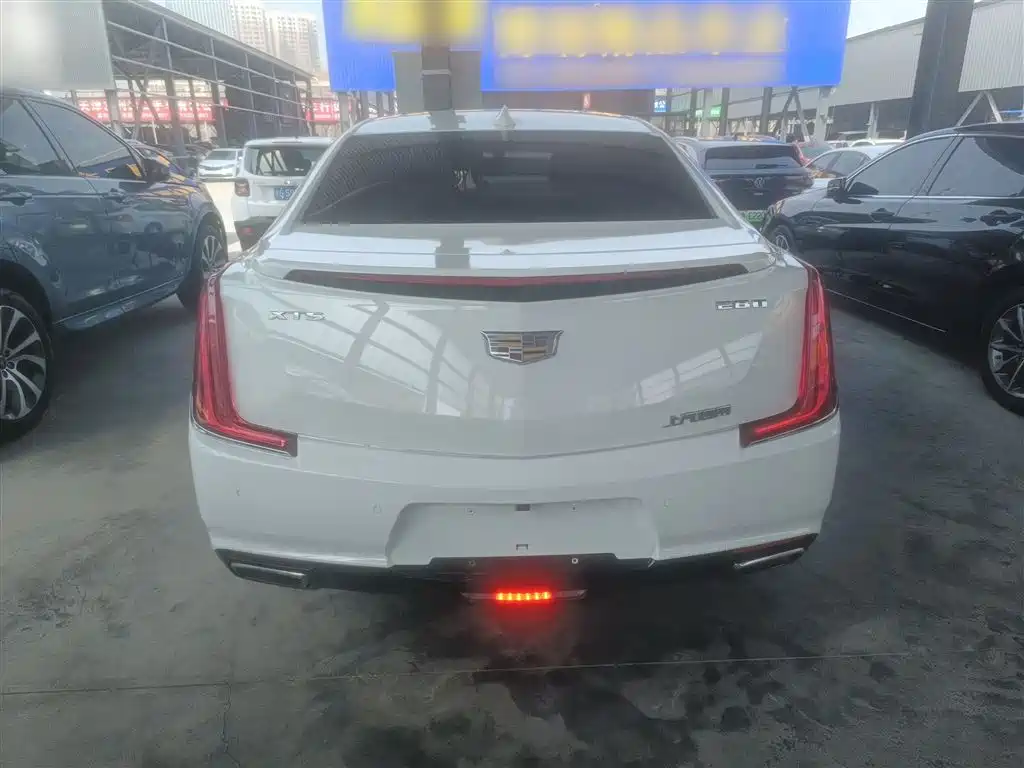 Cadillac XTS 2018 28T Technology фото 6