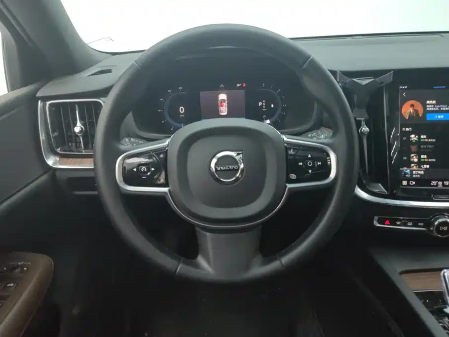 Volvo S60 2024 2025 B4 Smart Elite Luxury Edition