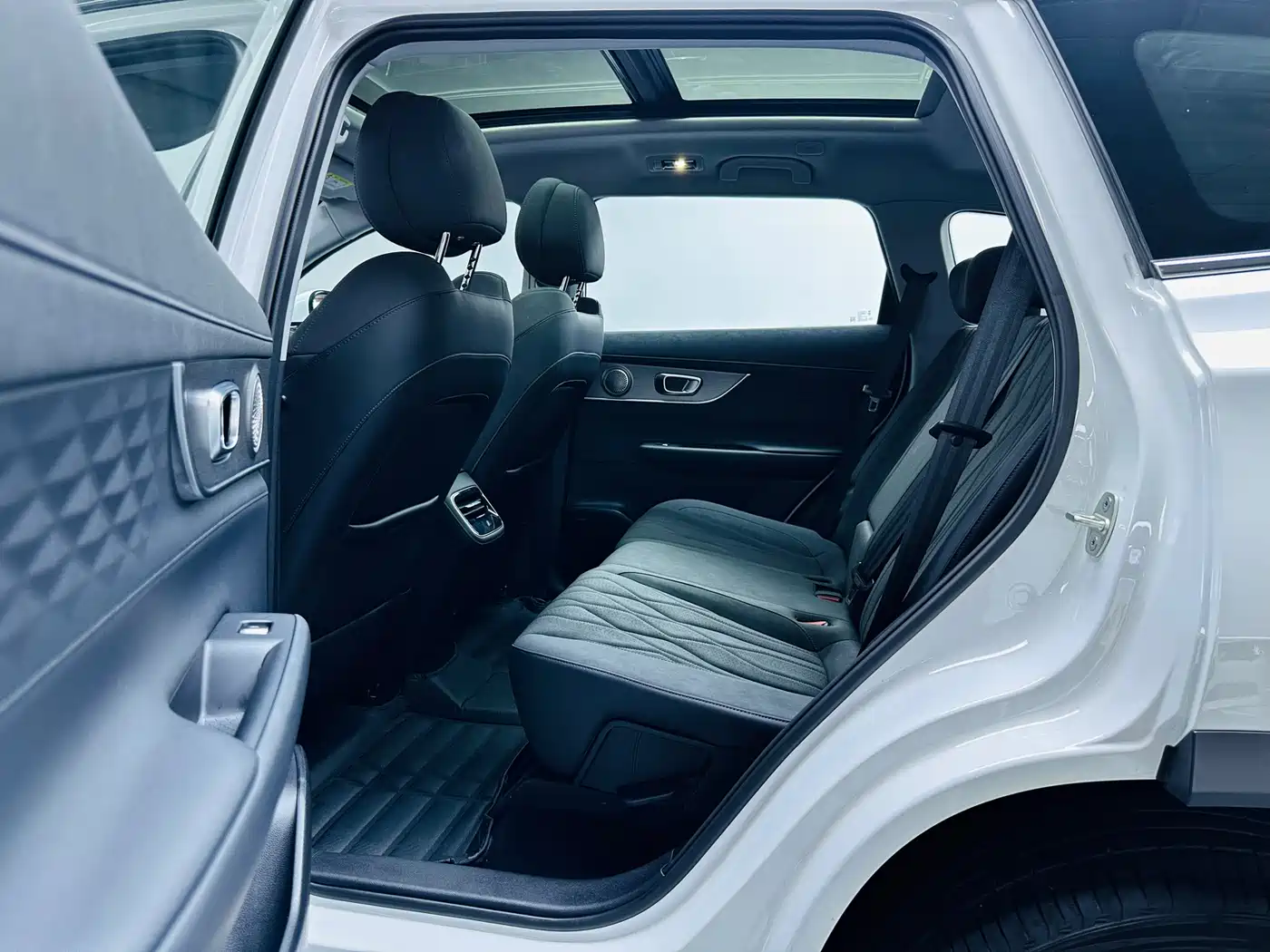 Chery Fengyun Fengyun T8 2025 2025 Model 1.5T 130km Luxury 5-Seater