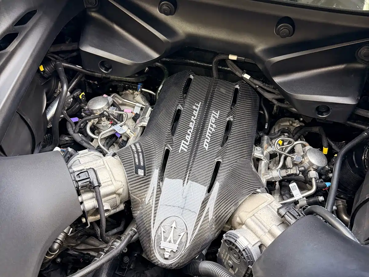Maserati MC20 2023 2023 3.0T Standard Edition