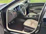 صورة 4 - Chrysler 300C (Import)