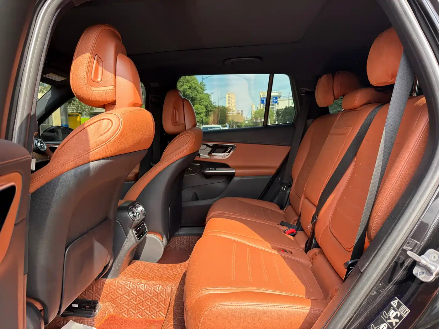 Фото 6 - Mercedes-Benz GLC