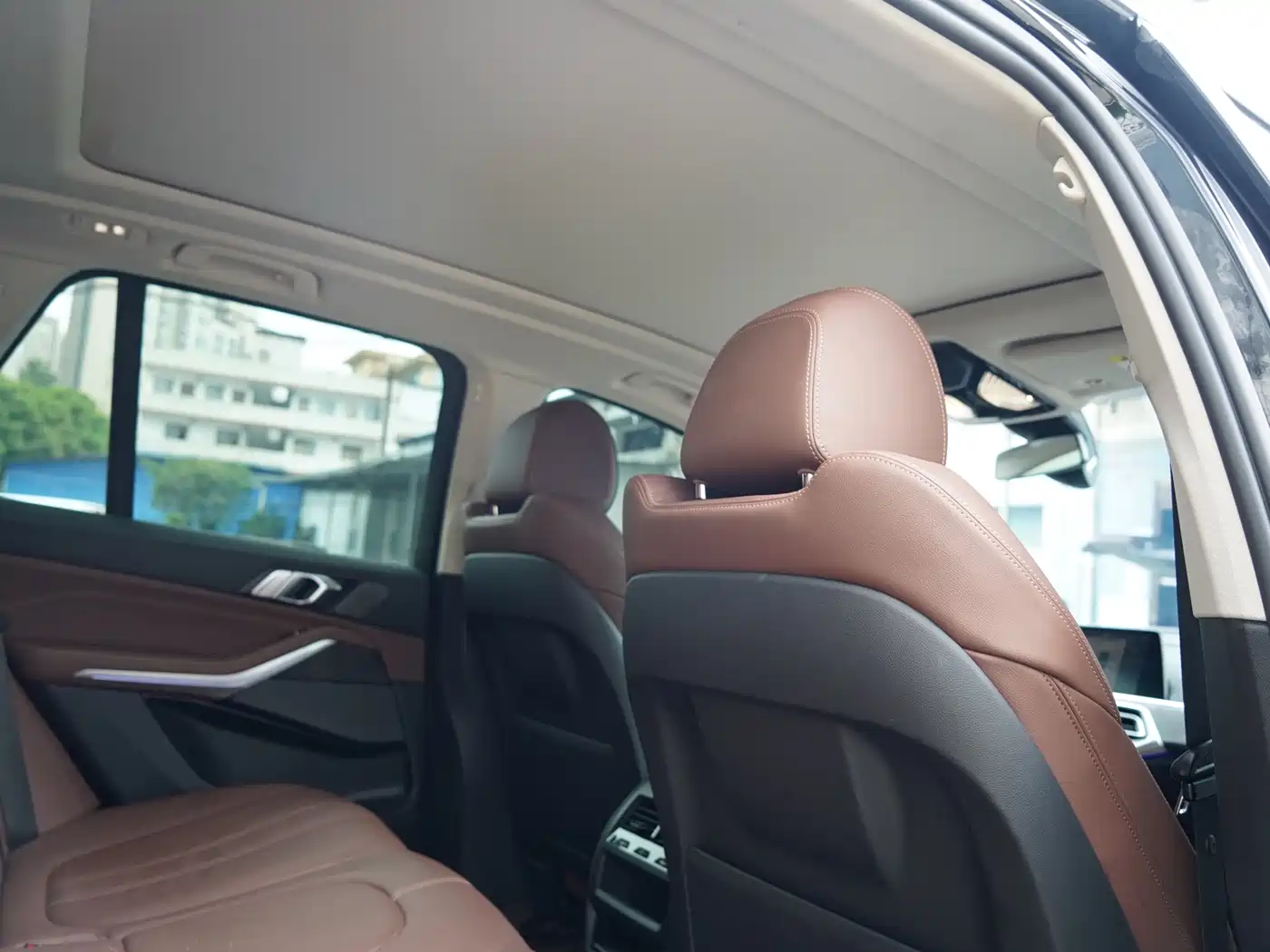 BMW X5 (Import) 2021 xDrive40i M Sport Package фото 29
