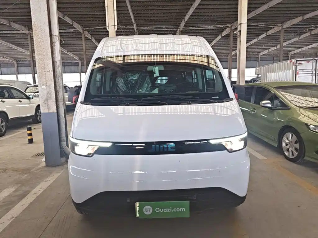 Jiangling E-Fushun 2026 2025 Model Bright Window Version 77kwh Medium Wheelbase Medium Roof