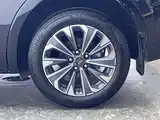 Photo 8 - Buick Envision S