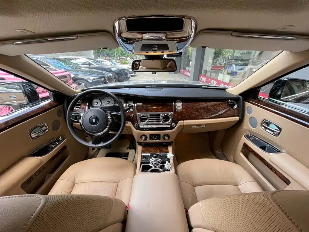 Rolls-Royce Ghost 2013 6.6T Art Deco Collector's Edition фото 9