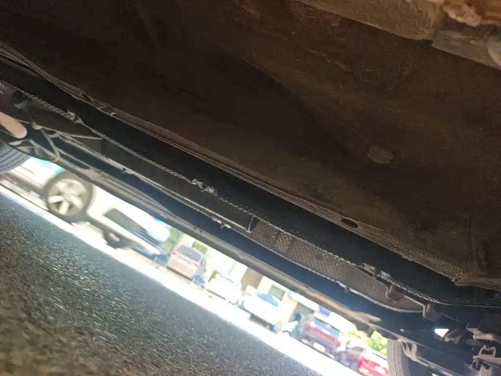 FAW Senya R7 2017 2017 Model 1.6L Manual Luxury