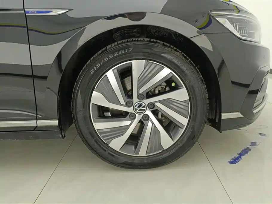 Volkswagen Magotan GTE Plug-in Hybrid 2022 GTE Luxury фото 6