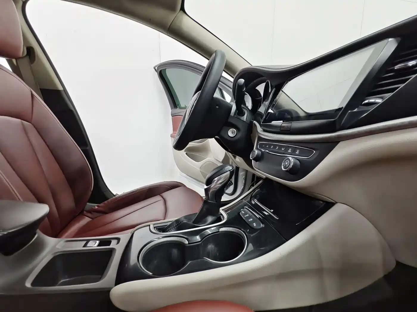 Buick Verano 2017 Sedan 15S Automatic Progressive фото 15