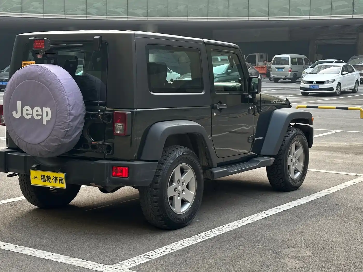 Photo 5 - Jeep Wrangler