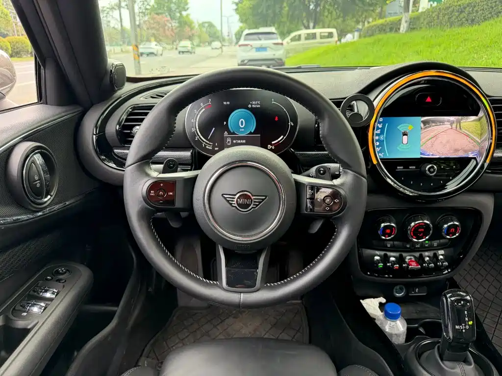MINI CLUBMAN 2023 2023 Facelift 1.5T COOPER Connoisseur