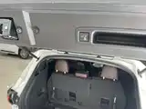 Фото 35 - Toyota Granvia