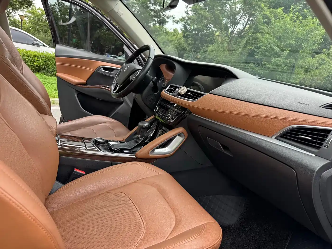 Borgward BX7 2017 2016 28T 2WD Luxury 7-seater