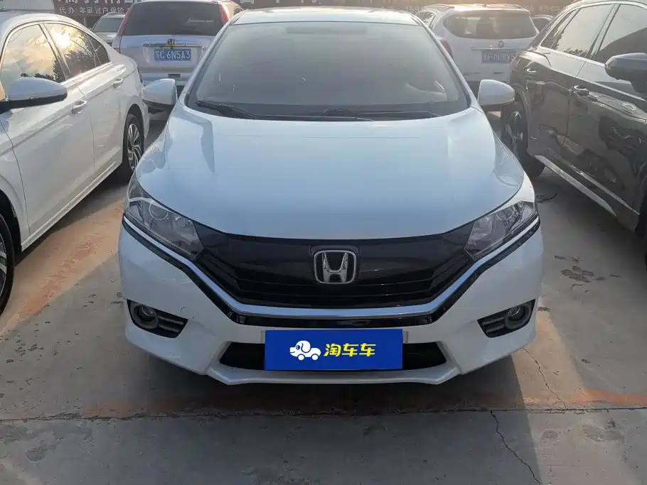 Honda Greiz 2017 2016 1.5L CVT Comfort Edition
