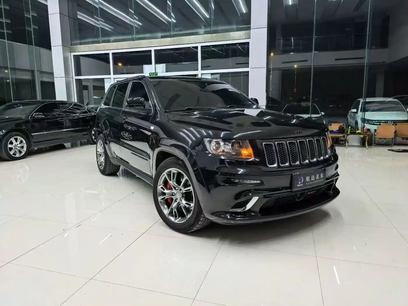 Jeep Grand Cherokee SRT 2015 2012 6.4L SRT8