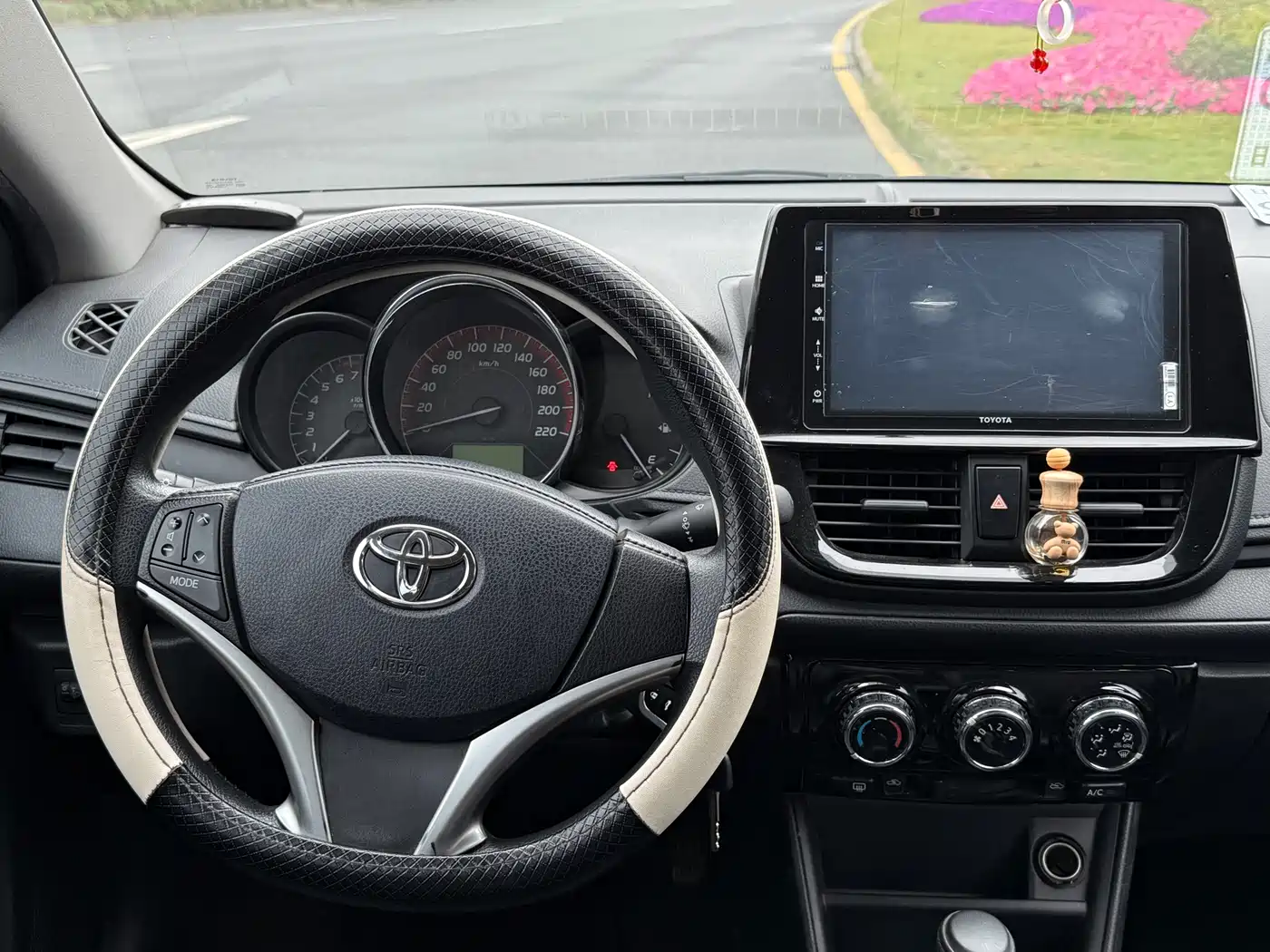 Toyota Vios FS 2021 1.5L CVT Fengchi Edition фото 9