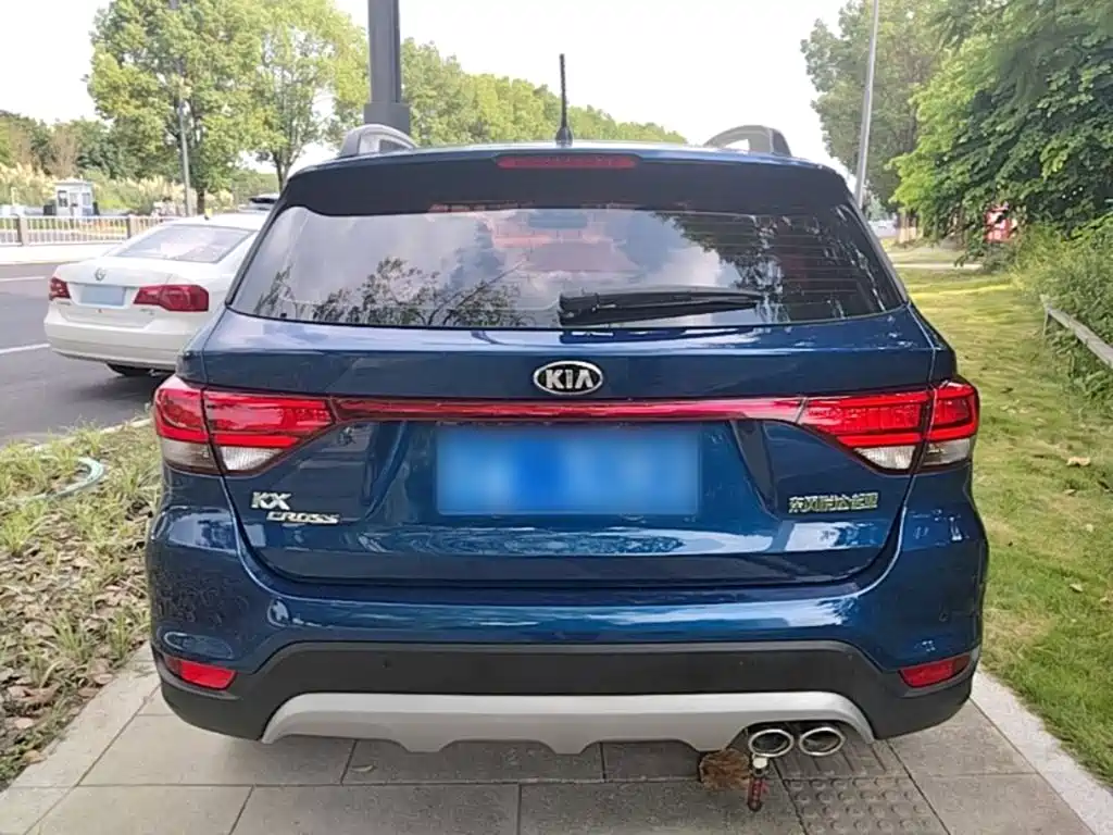 Kia KX CROSS 2018 2017 1.4L AT GLS