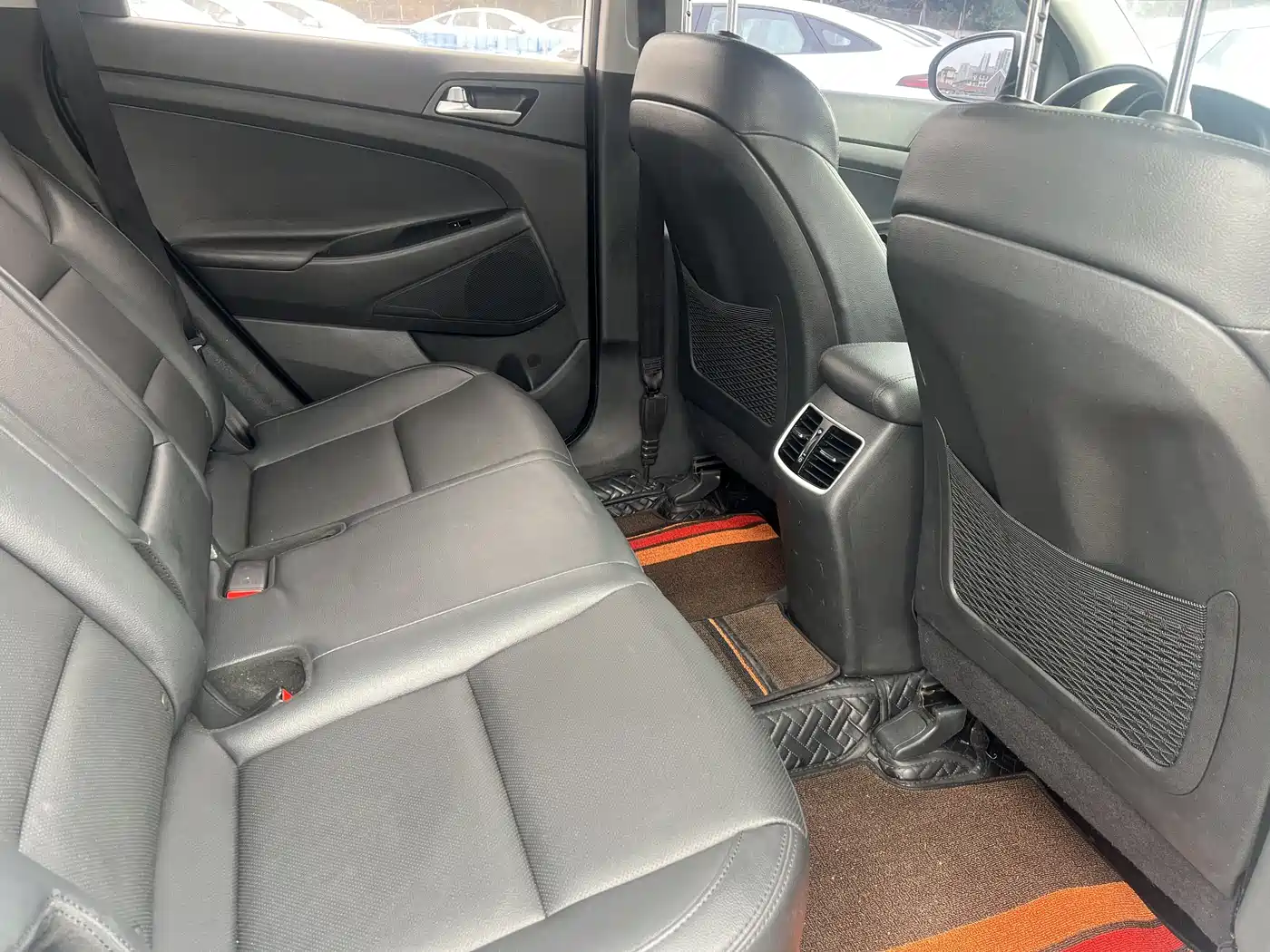 Hyundai Tucson 2015 1.6T Dual Clutch 2WD Smart фото 8