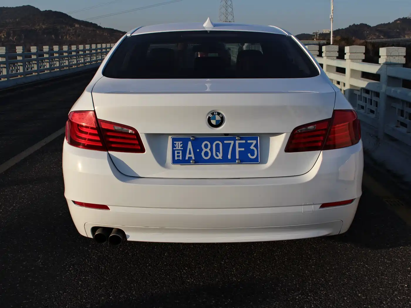 BMW 5 Series 2012 523Li Luxury фото 8
