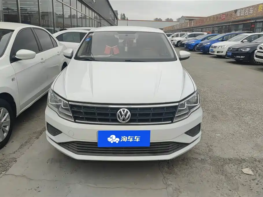 Volkswagen Jetta 2019 Dream Edition 1.5L Manual Fashion фото 2