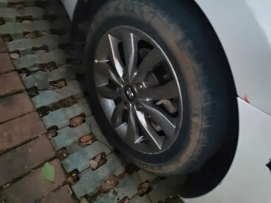 Hyundai Langdong 2015 2015 1.6L Auto Trend