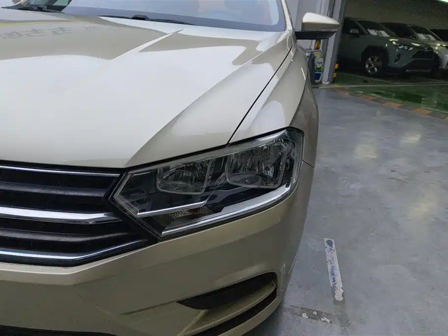 Volkswagen Bora 2018 1.5L Automatic Fashion фото 5