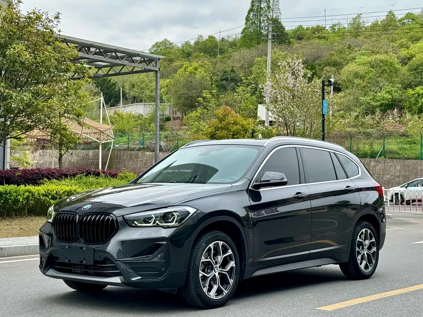 BMW X1 2022 sDrive25Li Leading
