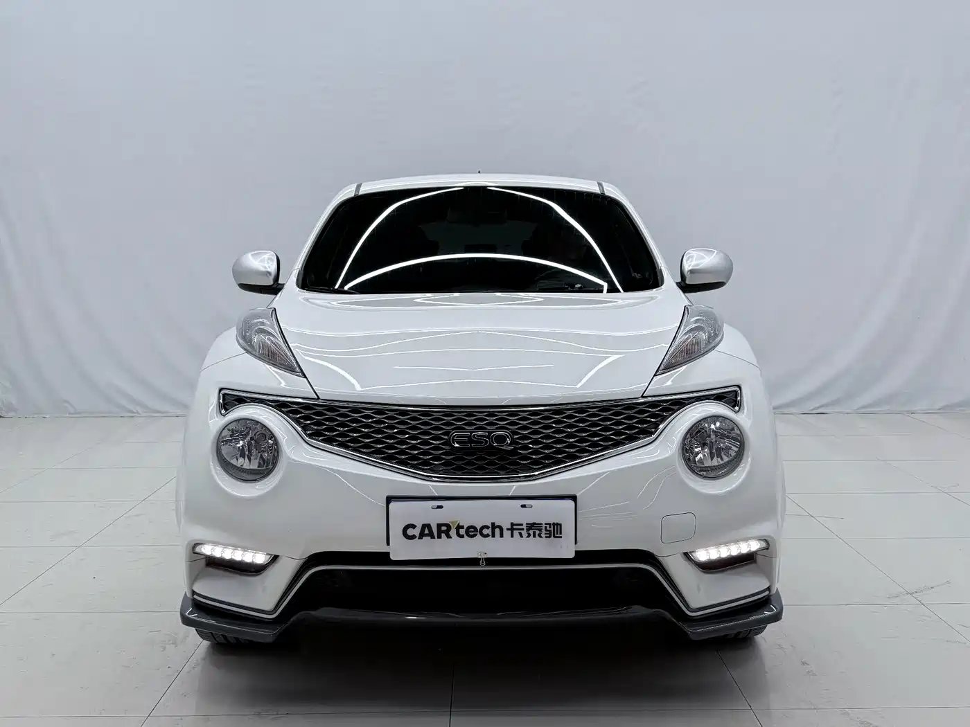 Infiniti ESQ 2018 2014 1.6L Free Edition