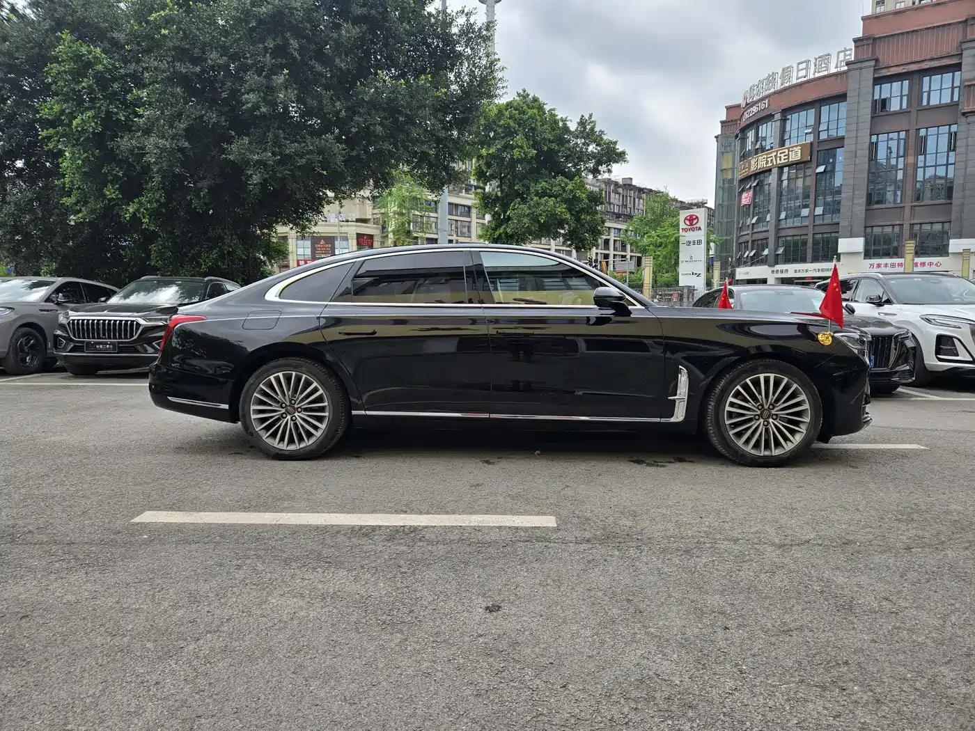 Hongqi H9 2020 2.0T Smart Connection Qi Xiang Edition фото 4