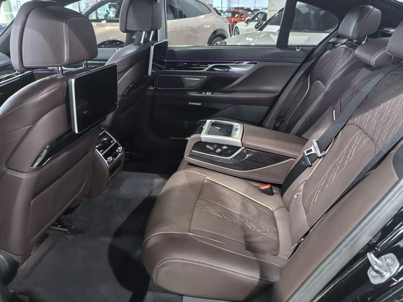 BMW 7 Series 2018 740Li Leading Type M Sport Package фото 11