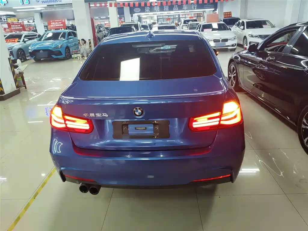 BMW 3 Series 2019 320i M Sport Package фото 6