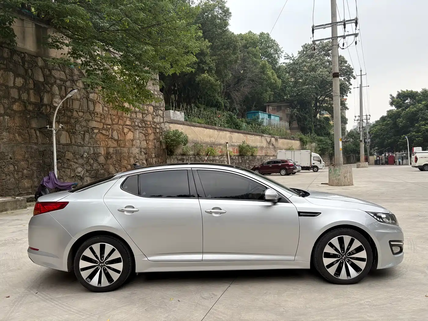 Kia K5 2012 2012 2.0L Automatic DLX Special Edition