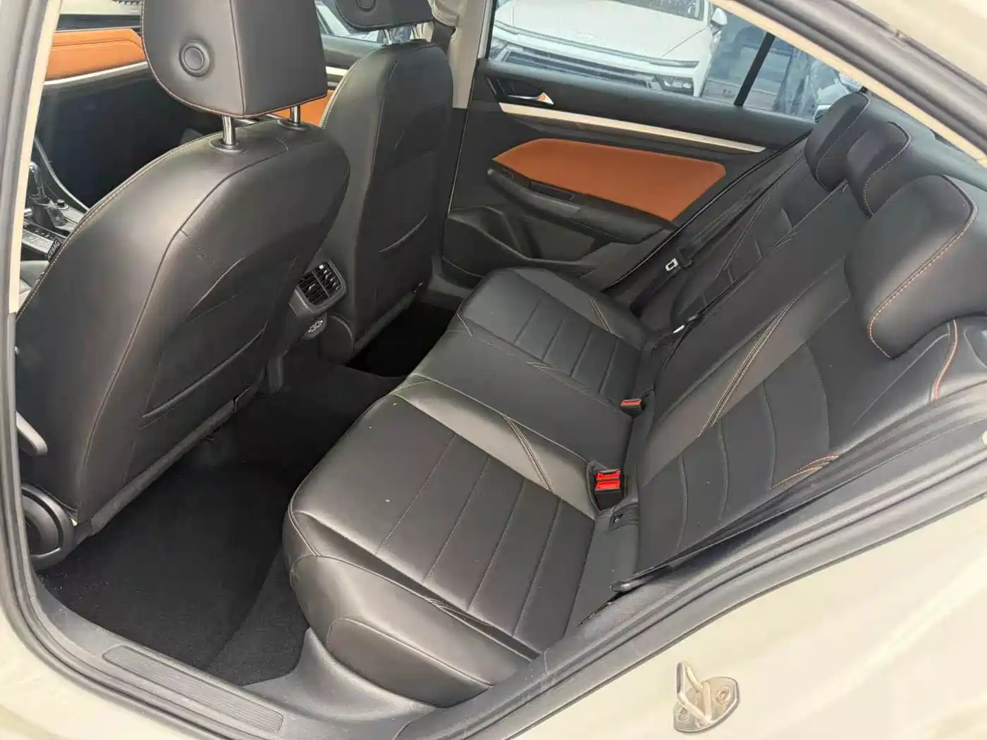Volkswagen Bora 2024 200TSI DSG Joy Ride Edition фото 9