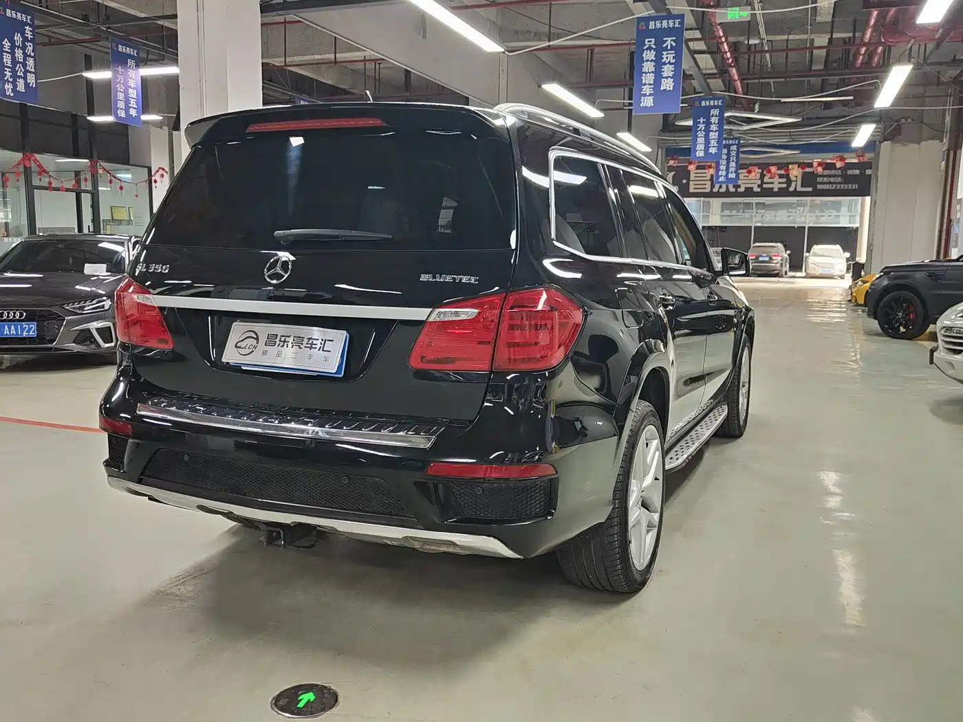 Mercedes-Benz GL-Class фото 7