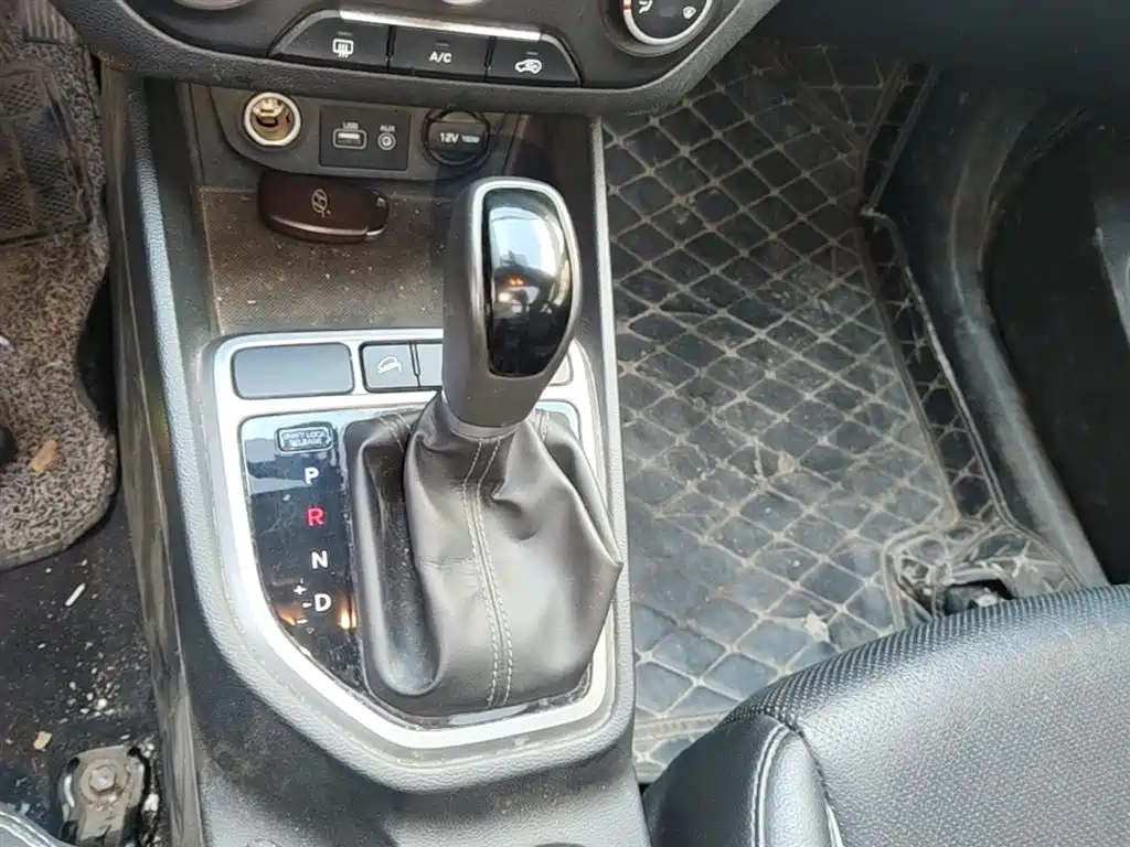 Hyundai Beijing Hyundai ix25 2015 1.6L Automatic 2WD Smart GLS фото 14