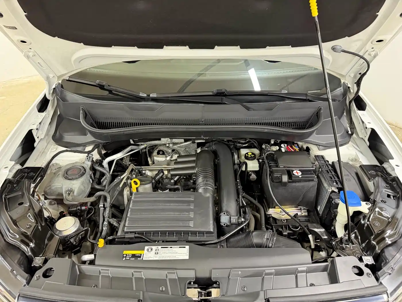 VOLKSWAGEN TU KAI