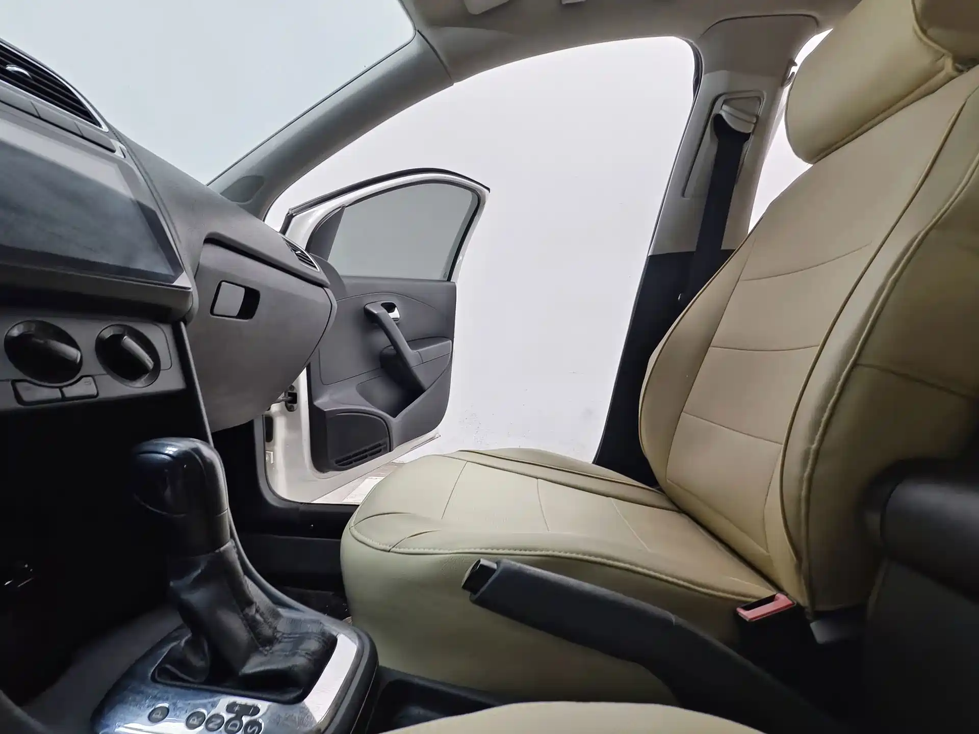 Photo 11 - Volkswagen Polo