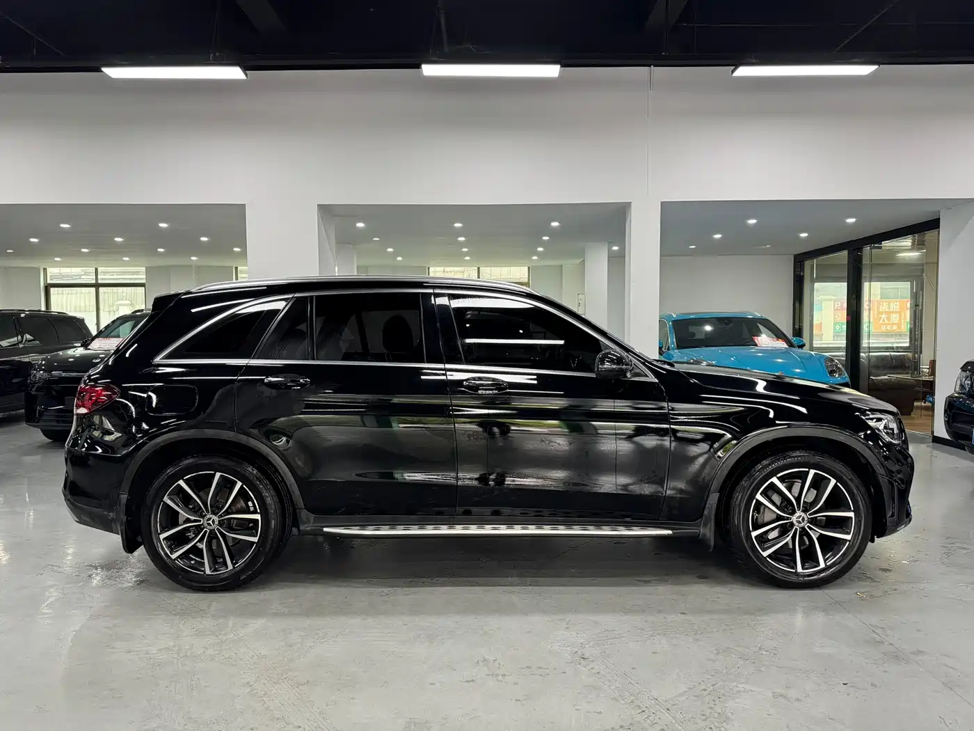 Mercedes-Benz GLC 2021 GLC 260 L 4MATIC Luxury фото 4